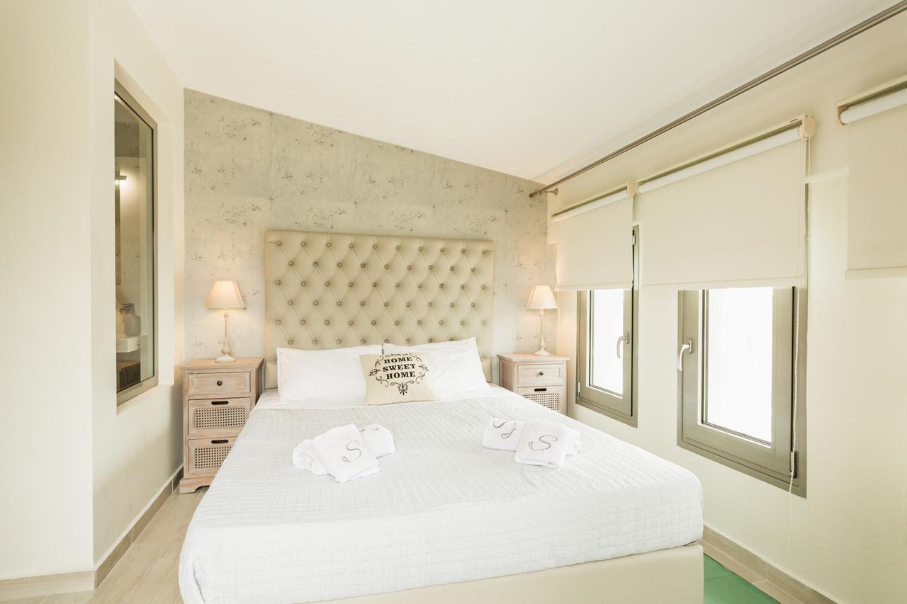 Enastron Apartment Пефкохори Екстериор снимка